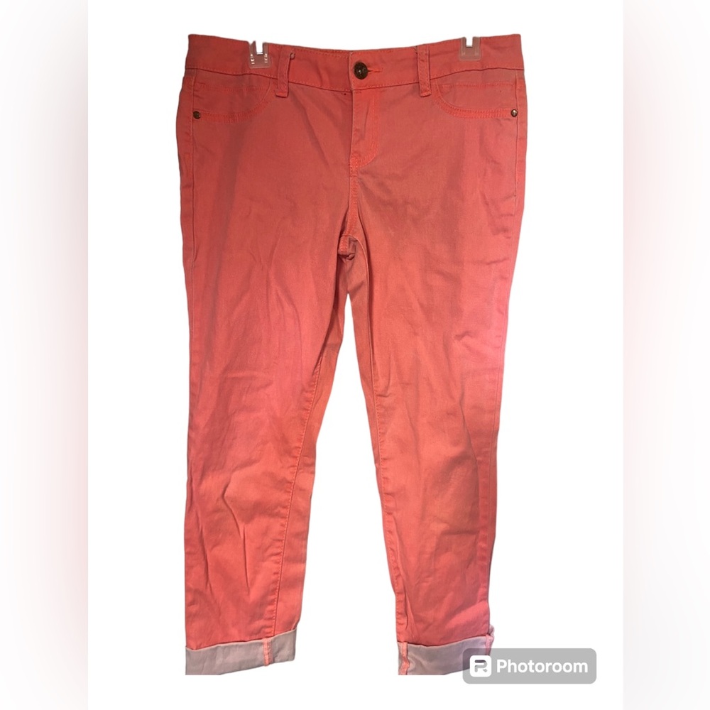 Refuge coral pink orange pants ladies 12 cuffed Capri summer 
Cotton spandex